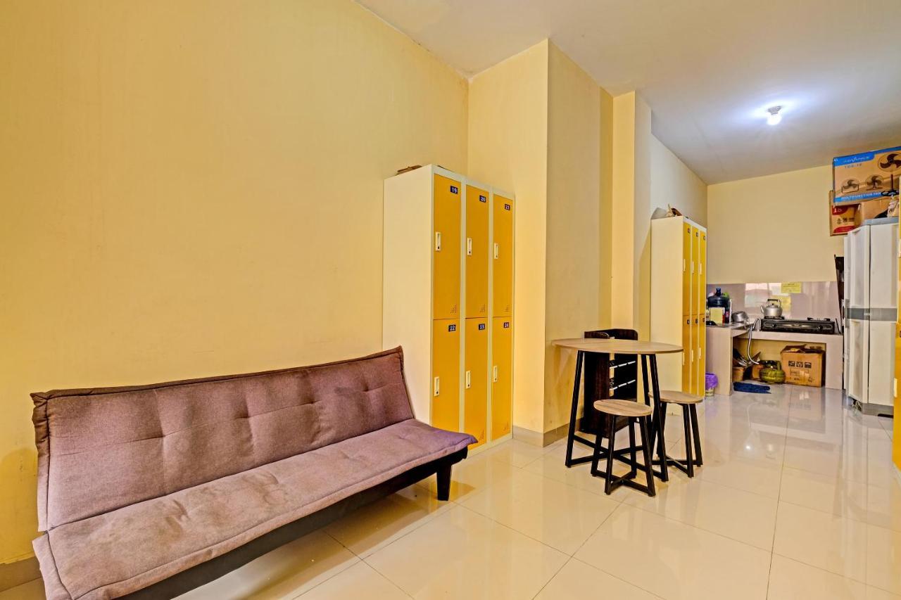 Oyo 91532 Malioboro Guesthouse Yogyakarta Exterior foto