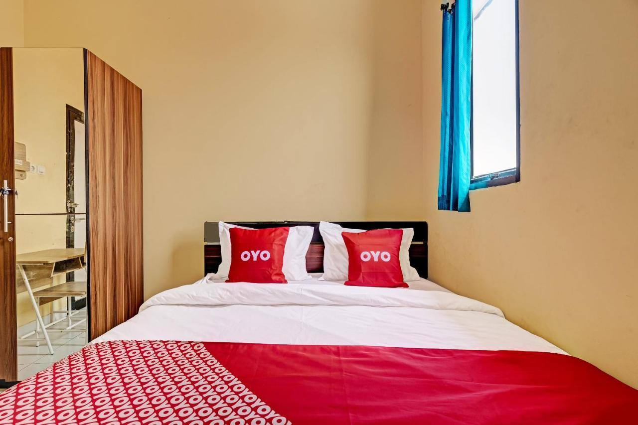 Oyo 91532 Malioboro Guesthouse Yogyakarta Exterior foto